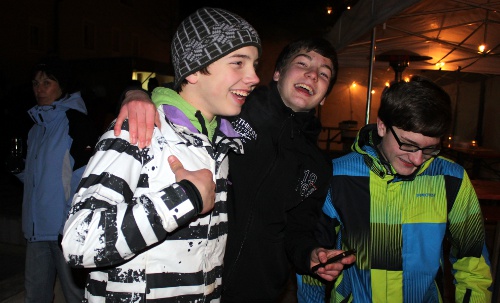 fr&ouml;hliche Jungs